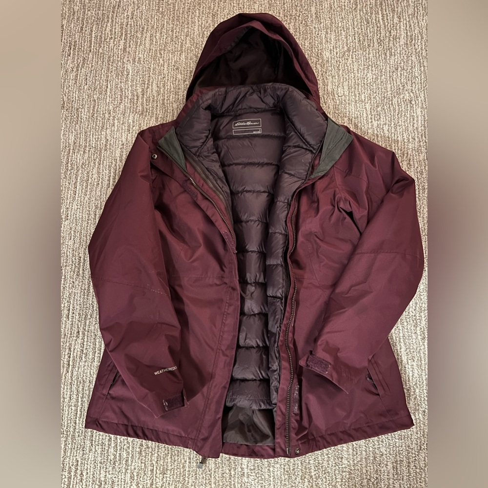 Women's Burgundy Hooded Jacket‎